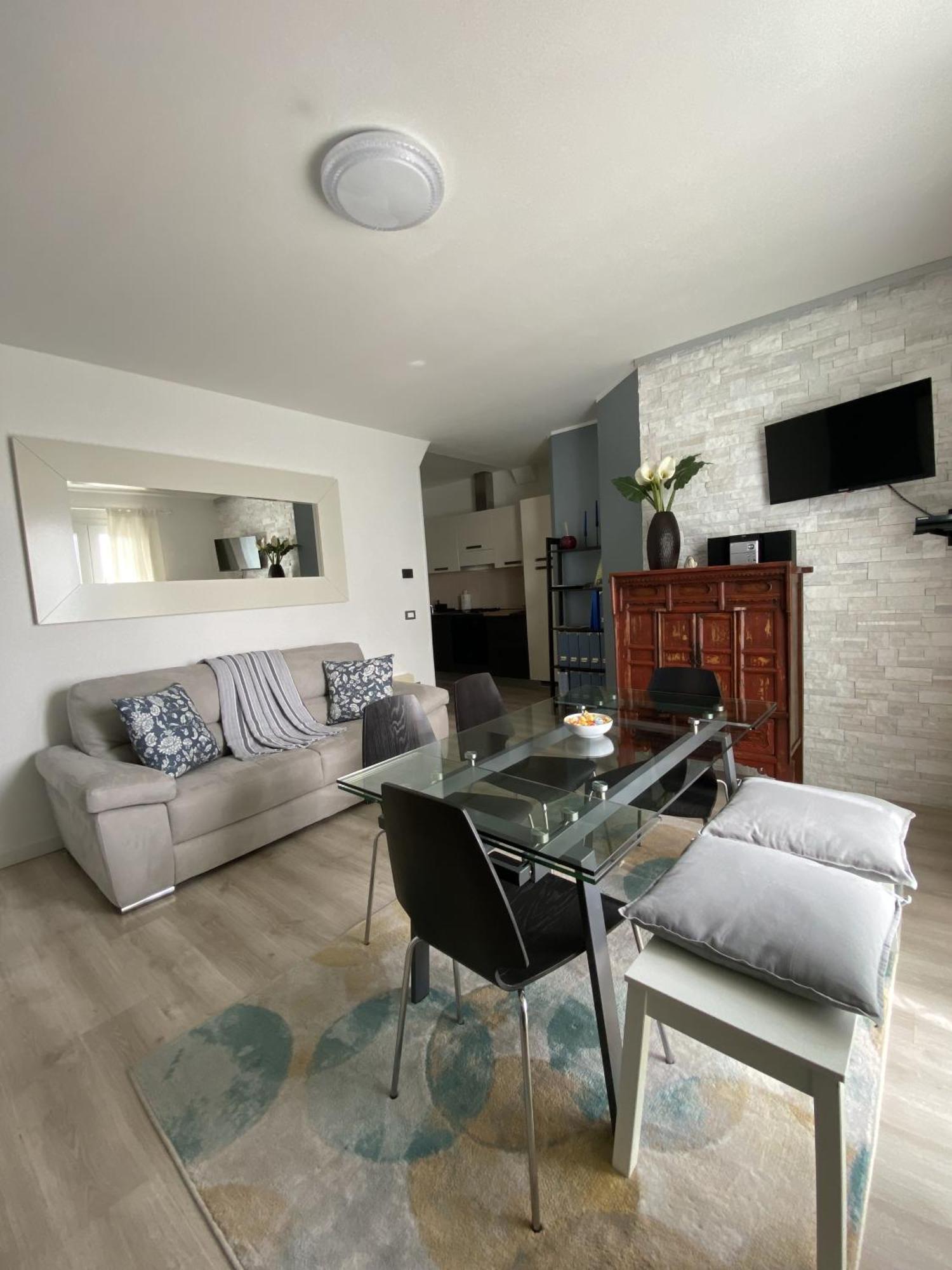 Meridien House *