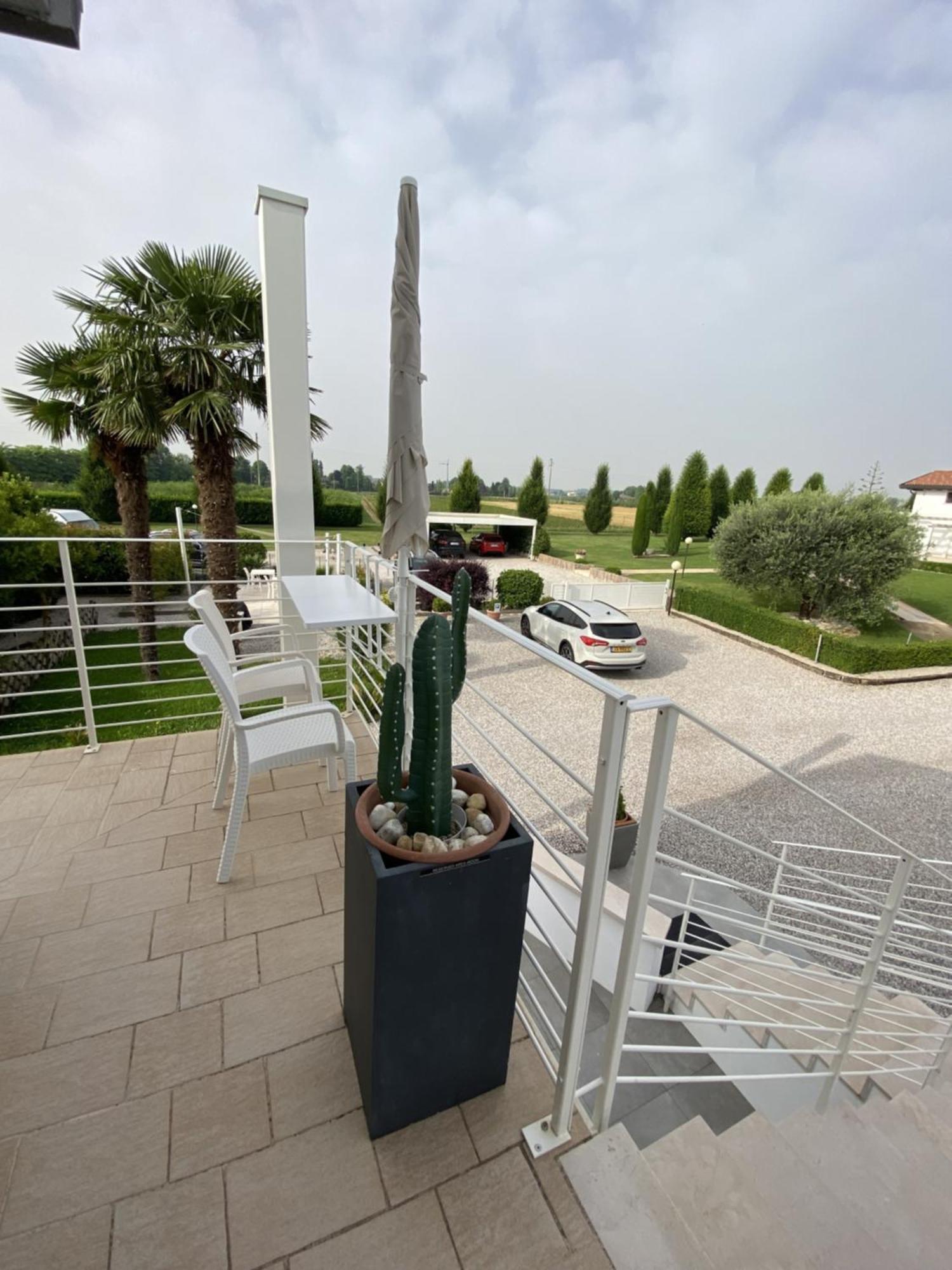 Meridien House * Casalserugo